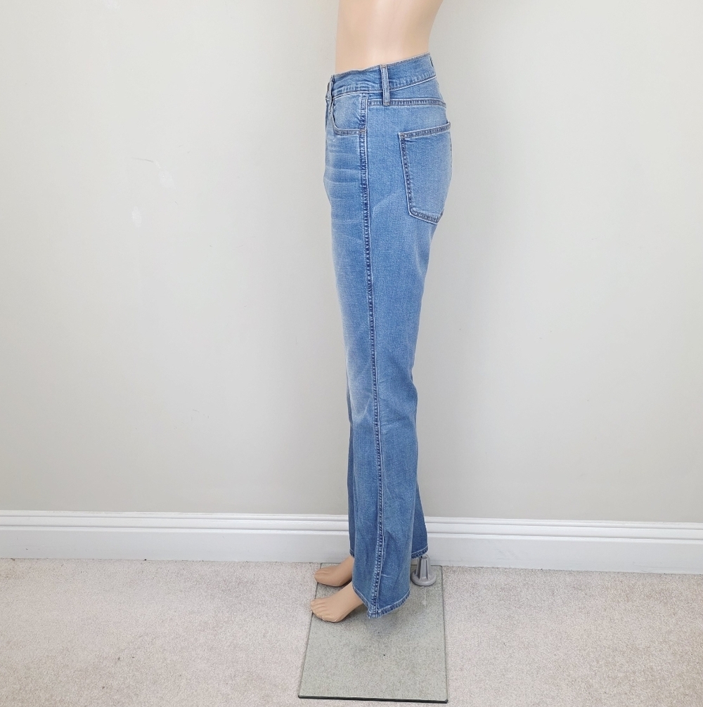 Old Navy Micro Flare Mid Rise Jeans Pants - Picture 4 of 12